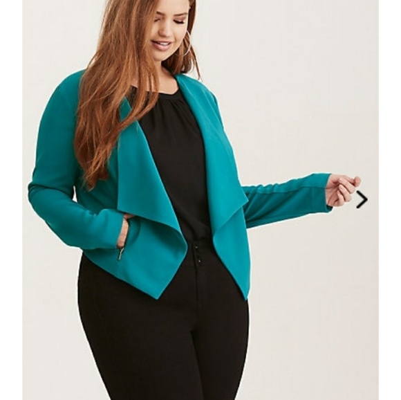 torrid Jackets & Blazers - NWT Torrid Cut Away Hi-Lo Blazer